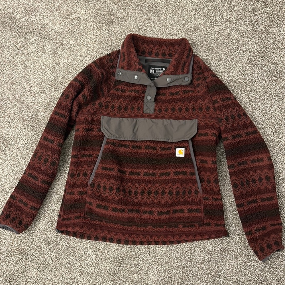 Women’s small Carhartt relaxed fit pullover